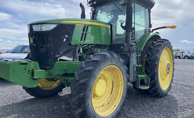 Image of John Deere 7270R equipment image 2