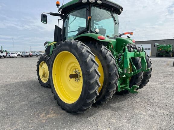 Image of John Deere 7290R equipment image 2