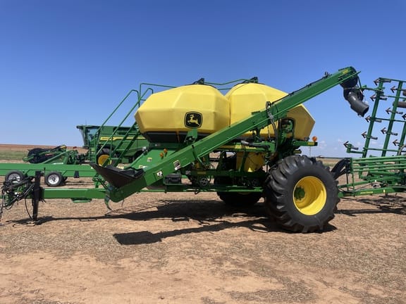 2016 John Deere 730 Equipment Image0