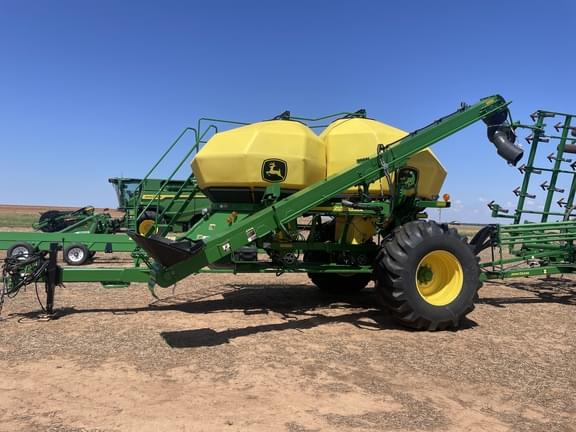 Image of John Deere 730 Primary image