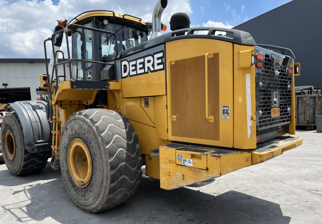 Image of John Deere 744K equipment image 2
