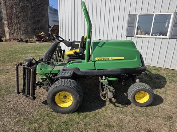 Image of John Deere 7500A equipment image 1