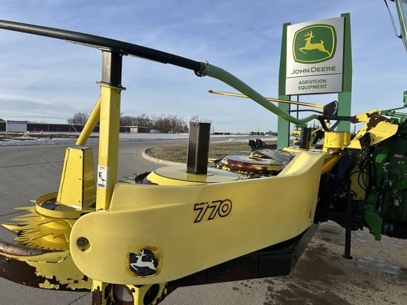 Image of John Deere 770 equipment image 2