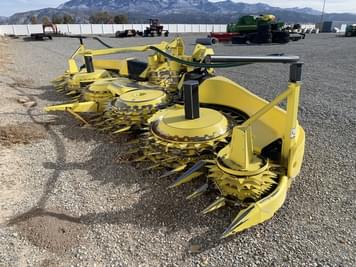 Main image John Deere 770