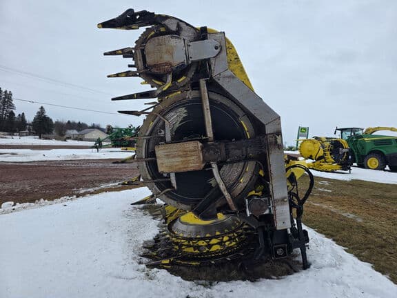 Image of John Deere 770 equipment image 4