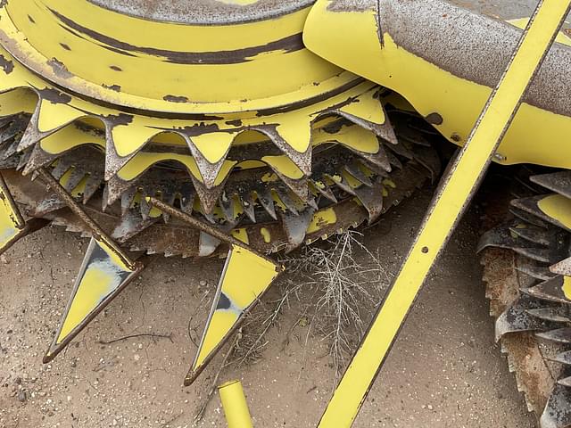 Image of John Deere 770 equipment image 4