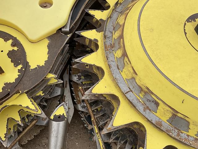 Image of John Deere 770 equipment image 2