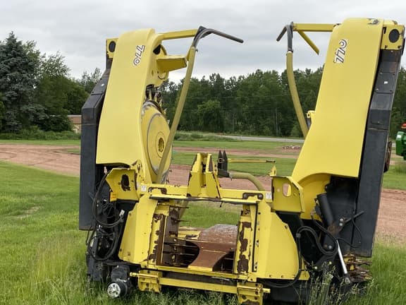Image of John Deere 770 equipment image 2