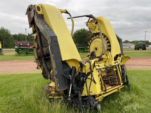 Image of John Deere 770 equipment image 1