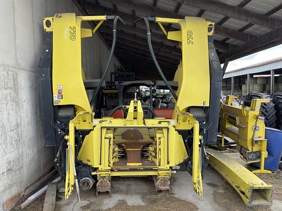 2016 John Deere 770 Equipment Image0
