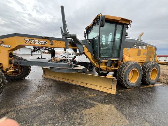 Image of John Deere 772G Primary image