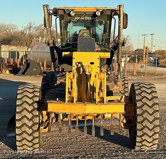 Image of John Deere 772G equipment image 1