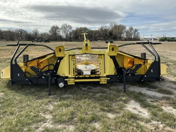Image of John Deere 778 equipment image 3