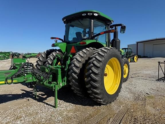 Image of John Deere 8245R equipment image 3