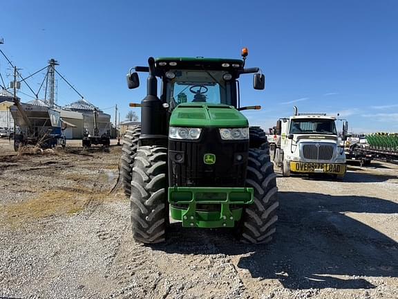 Image of John Deere 8245R equipment image 4