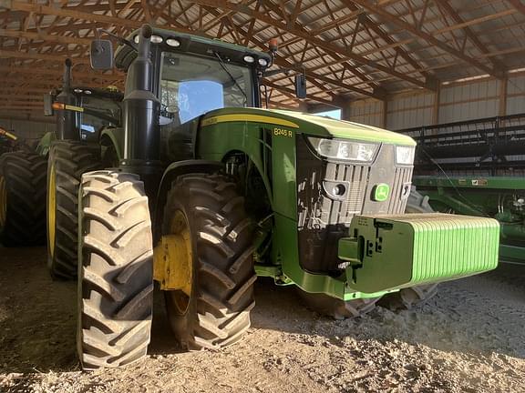 Image of John Deere 8245R equipment image 1