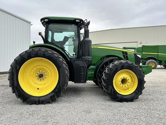 Image of John Deere 8245R equipment image 3