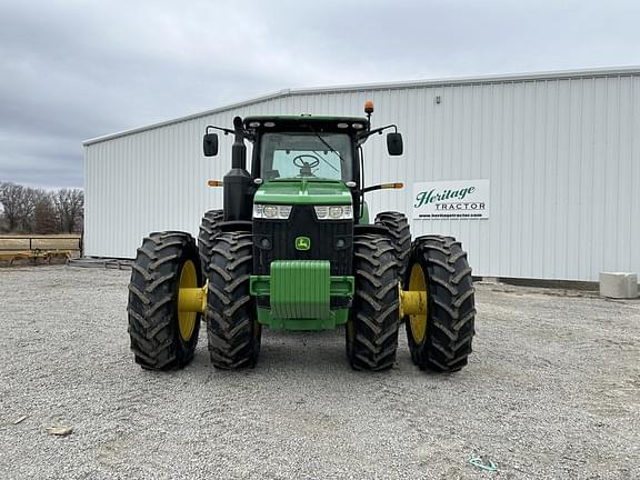 Image of John Deere 8245R equipment image 2