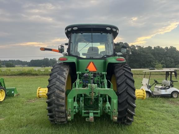 Image of John Deere 8245R equipment image 3
