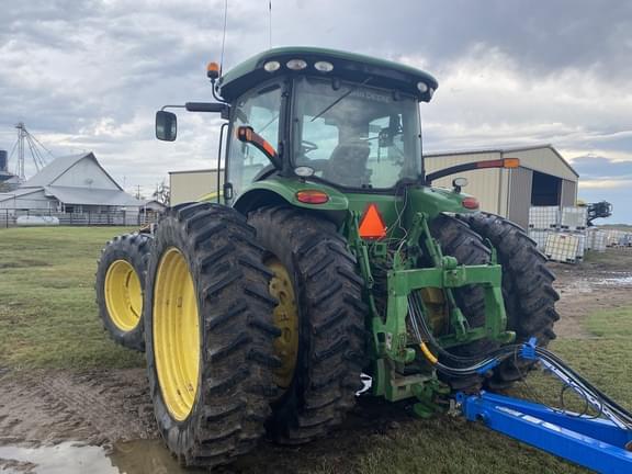 Image of John Deere 8245R equipment image 4