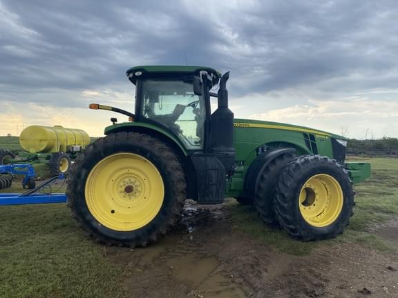 Image of John Deere 8245R equipment image 1