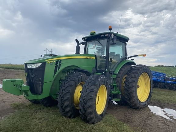 2016 John Deere 8245R Equipment Image0