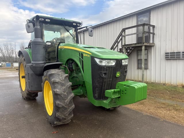Image of John Deere 8245R equipment image 1