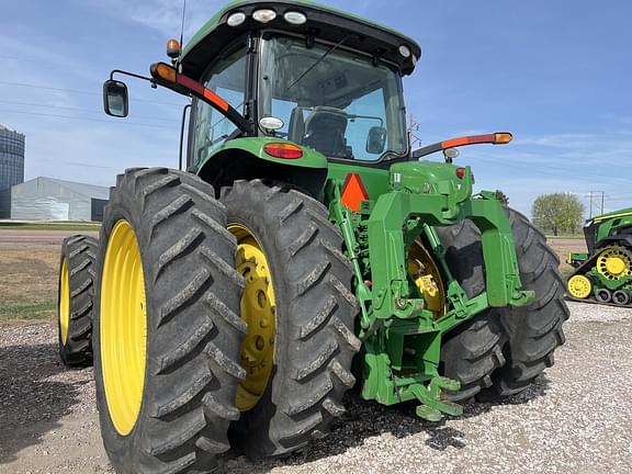 Image of John Deere 8245R equipment image 4
