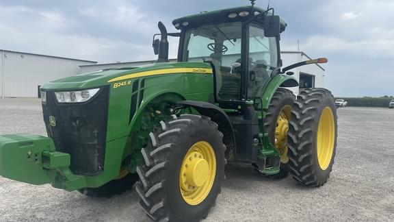 Image of John Deere 8245R equipment image 1