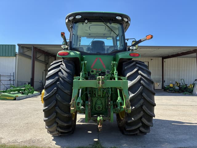 Image of John Deere 8245R equipment image 3