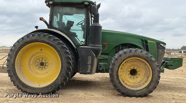 Image of John Deere 8245R equipment image 3