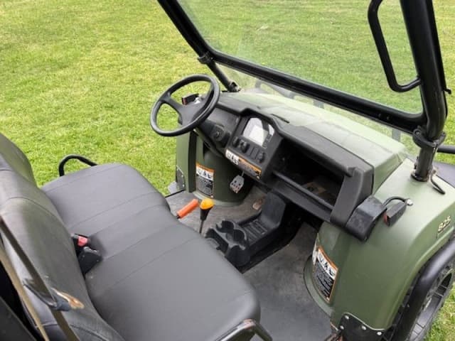 Image of John Deere Gator XUV 825i equipment image 4