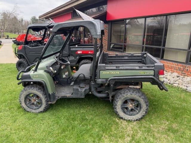 Image of John Deere Gator XUV 825i equipment image 1