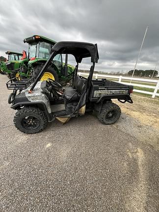 Image of John Deere Gator XUV 825i equipment image 1