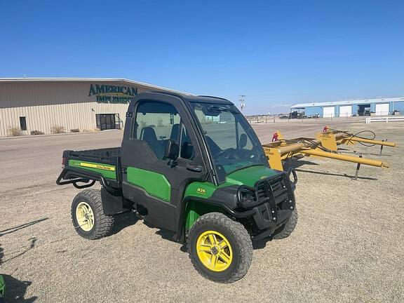 Image of John Deere Gator XUV 825i equipment image 1