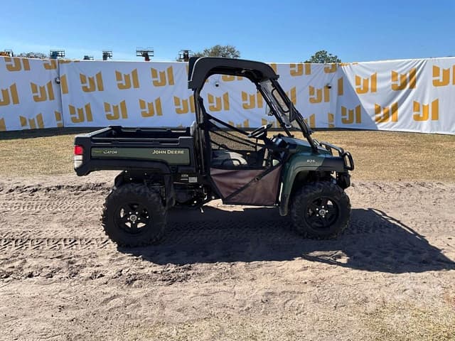 Image of John Deere Gator XUV 825i equipment image 3