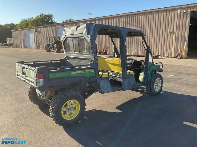 Image of John Deere Gator XUV 825i equipment image 2