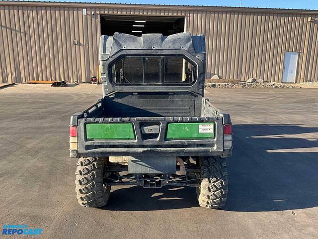 Image of John Deere Gator XUV 825i equipment image 4