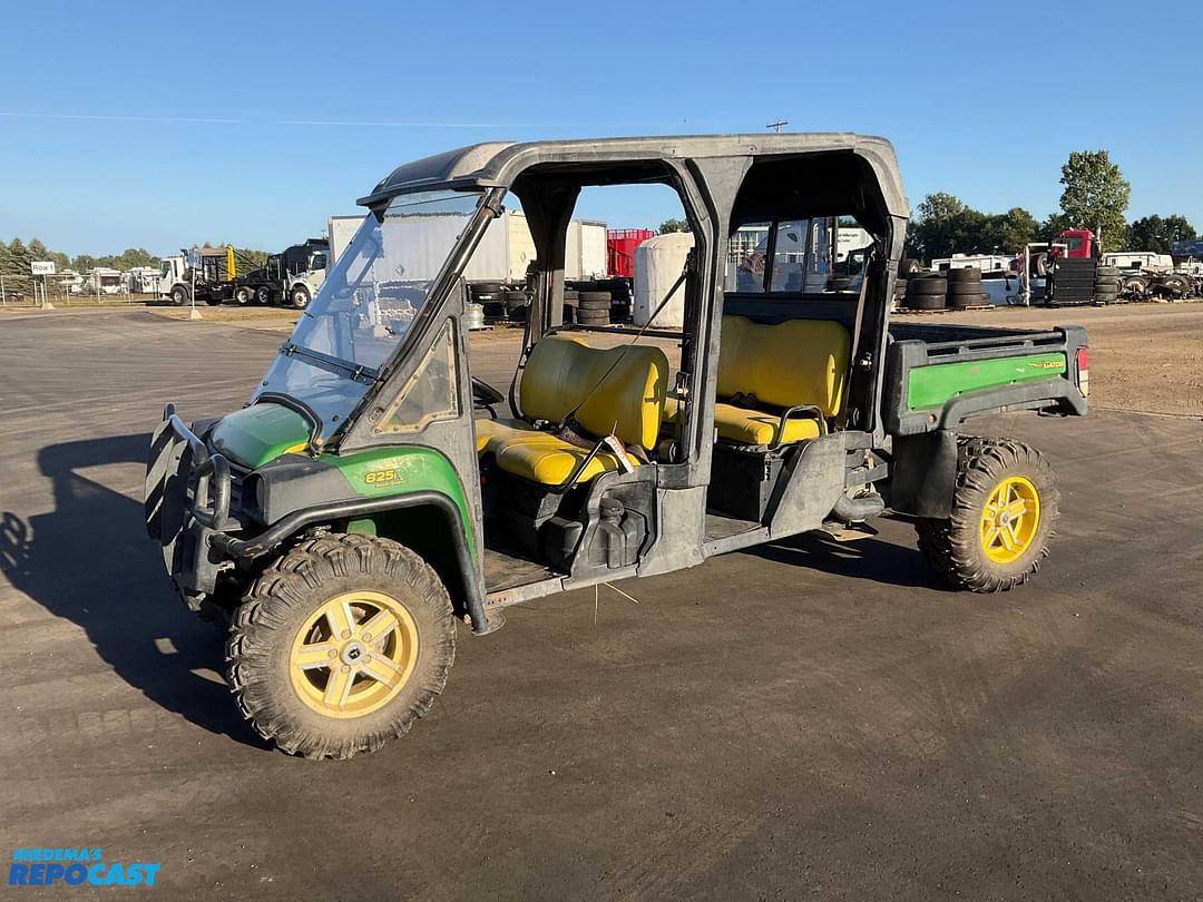 Image of John Deere Gator XUV 825i Primary image