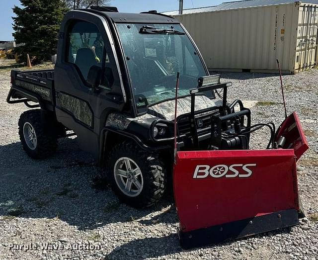 Image of John Deere Gator XUV 825i equipment image 2