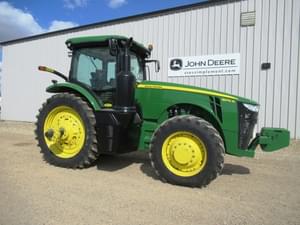 2016 John Deere 8270R Image