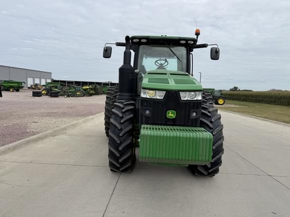Image of John Deere 8270R equipment image 3