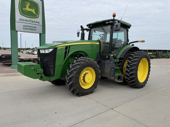 2016 John Deere 8270R Equipment Image0
