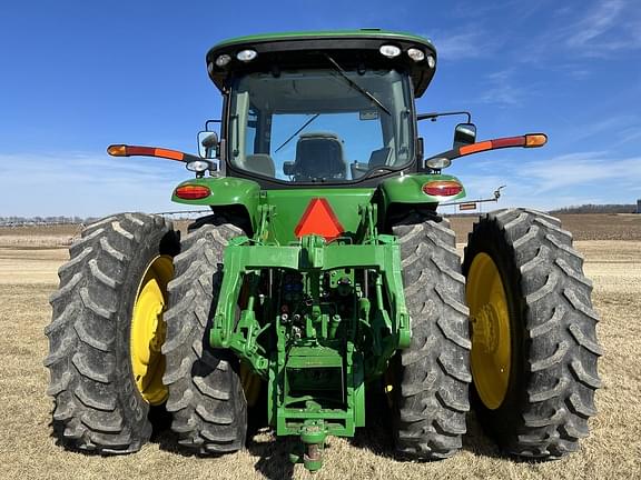 Image of John Deere 8270R equipment image 4