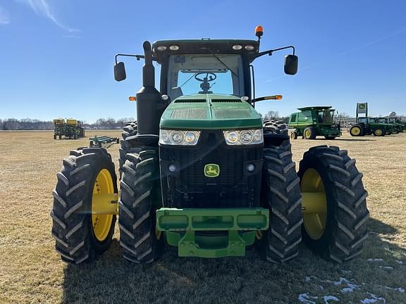 Image of John Deere 8270R equipment image 2