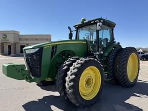 2016 John Deere 8270R Image