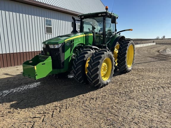 Image of John Deere 8270R equipment image 2