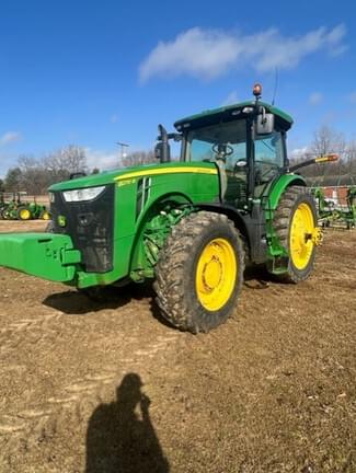 Main image John Deere 8270R