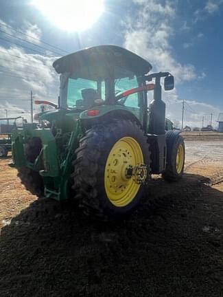 Image of John Deere 8270R equipment image 2