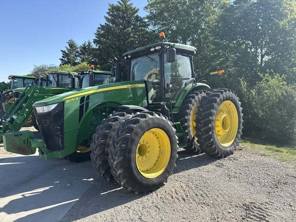 2016 John Deere 8270R Equipment Image0
